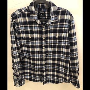 Men’s American Eagle Outfitters plaid flannel